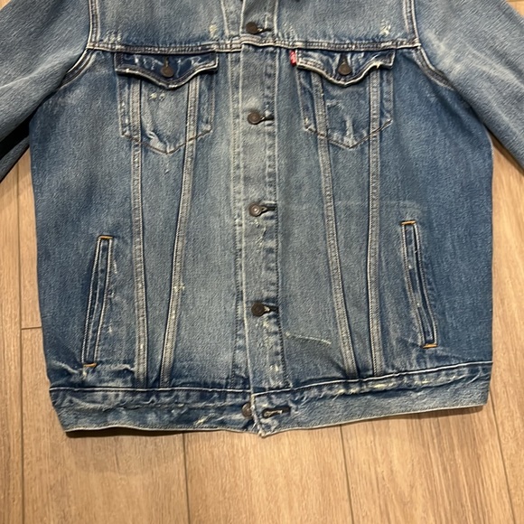 Levi’s denim jacket - Picture 4 of 8